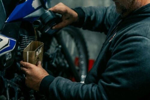 Engine oil for motorcycle